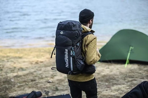 Горы рюкзака 60cm полиэстера 0.1kg сумка облегченной водоустойчивой Trekking